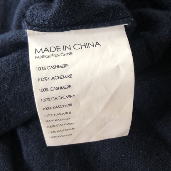 Club Monaco 100% cashmere short sleeve tee - Picture 4 of 6